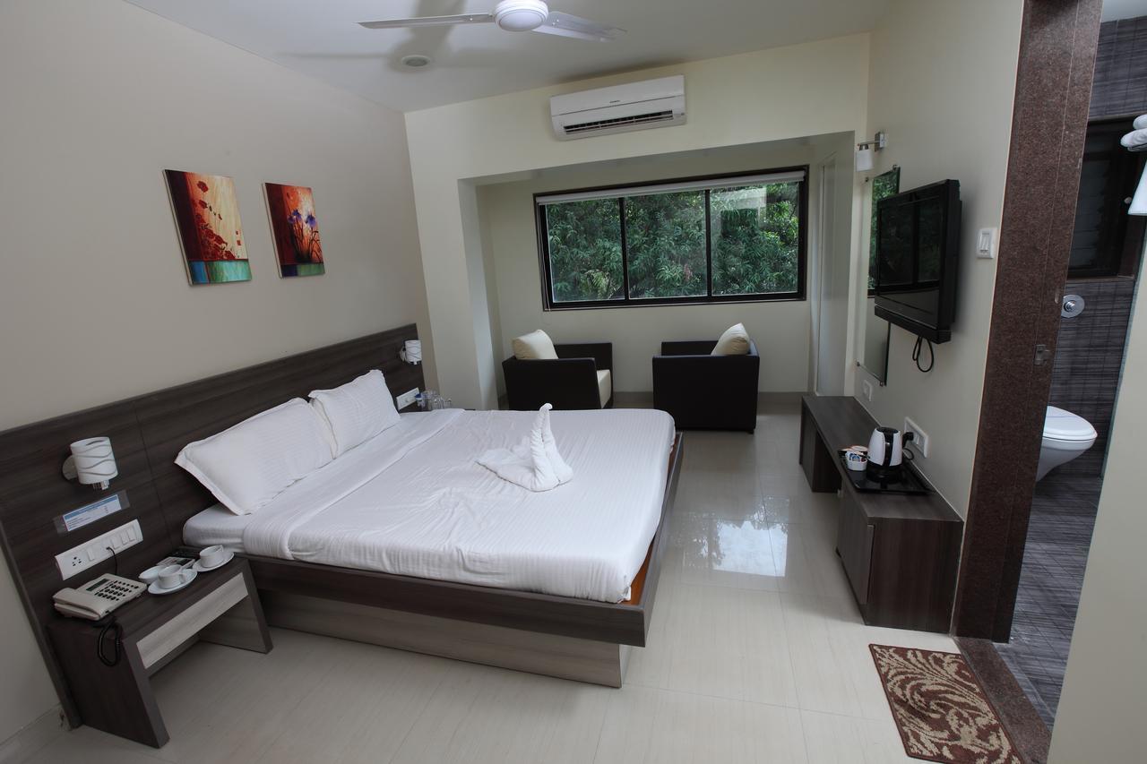 Motel Visava Mahad Luaran gambar